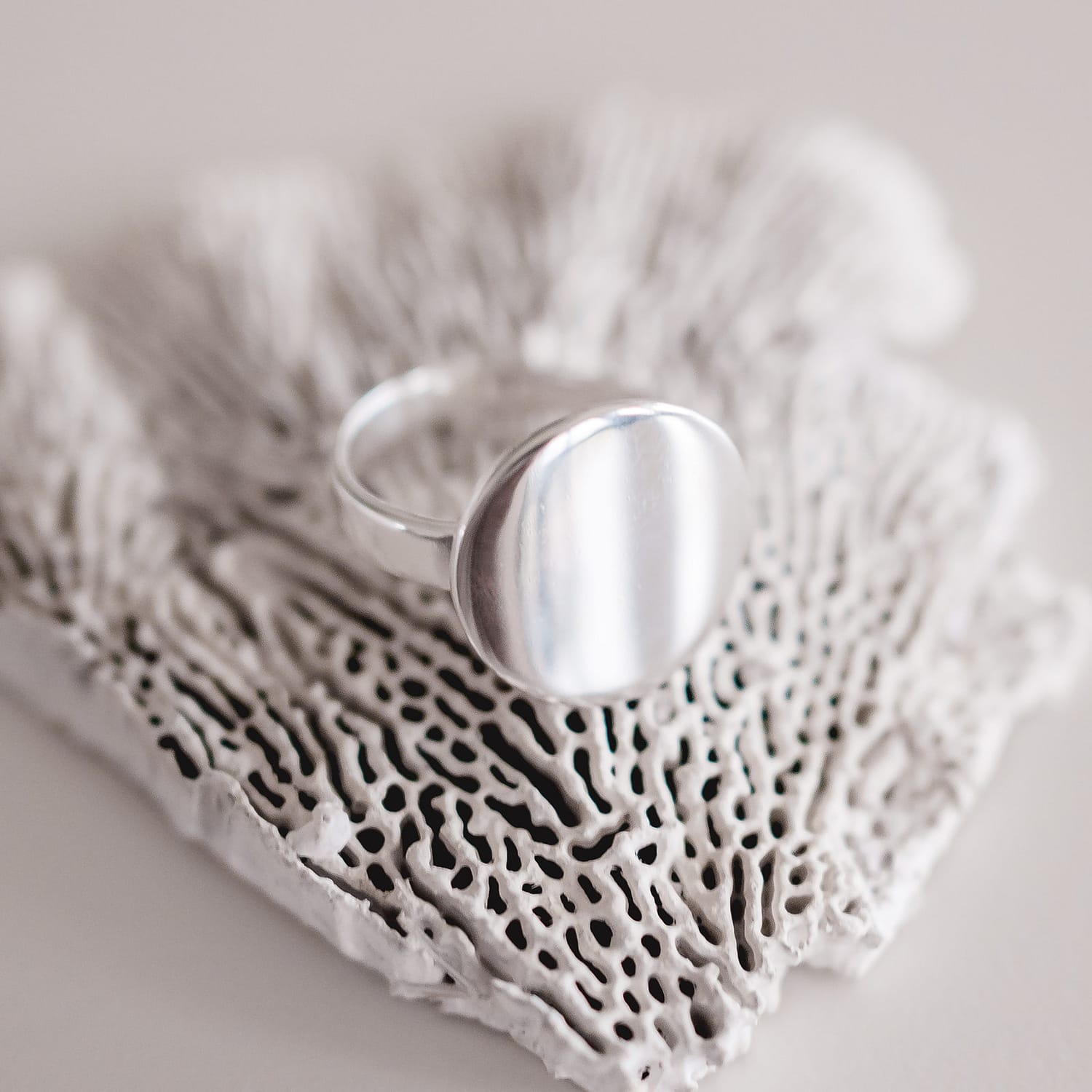 sterling silver engraved large disc ring